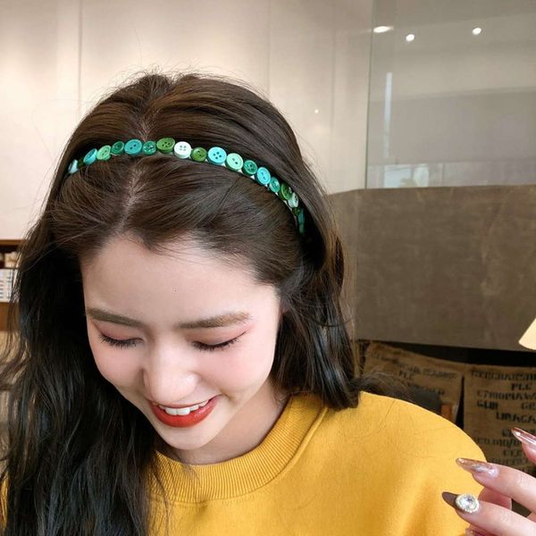 hoop net red girl external headband broken pressure headdress, Black;brown
hoop net red girl external headband broken pressure headdress, Black;brown