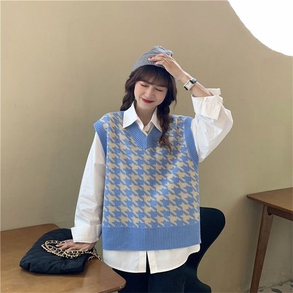 women's knitted vest spring and autumn style korean college loose v-neck sleeveless sweater outer wear 210427, White;black
women's knitted vest spring and autumn style korean college loose v-neck sleeveless sweater outer wear 210427, White;black