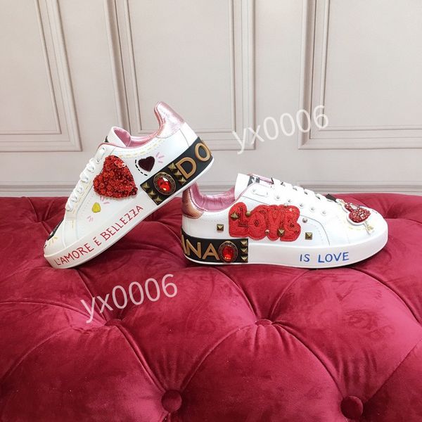 2022 womens mens casual sports skate shoes womens men lace up flat sneakers r couples trainers runner sneaker shoe with, Black
2022 womens mens casual sports skate shoes womens men lace up flat sneakers r couples trainers runner sneaker shoe with, Black