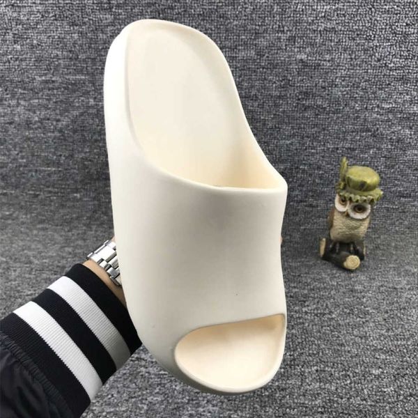 2021 kanye slides slippers bone resin desert sand foam runner ararat rubber west fashion summer season 6 brown flat men mens women womenszly, Black
2021 kanye slides slippers bone resin desert sand foam runner ararat rubber west fashion summer season 6 brown flat men mens women womenszly, Black
