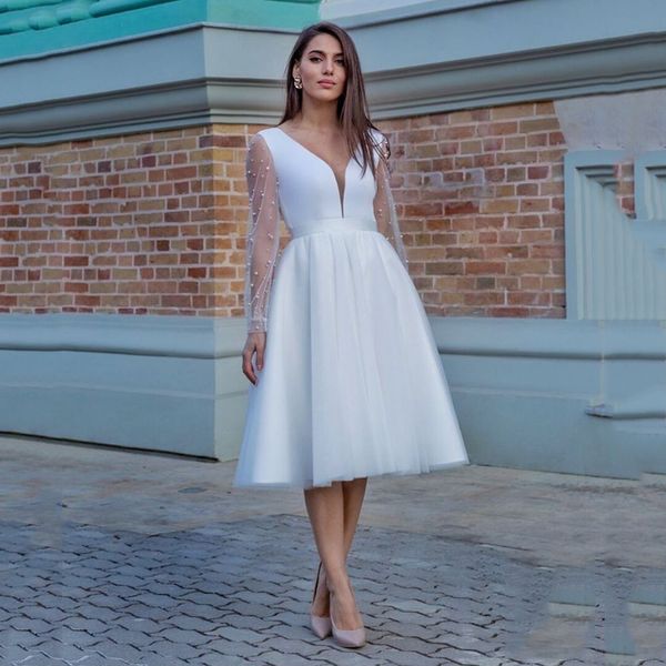 2022 elegant short ivory tulle wedding dress a line long sleeves pearl knee-length bridal party gowns vestido de novia, White
2022 elegant short ivory tulle wedding dress a line long sleeves pearl knee-length bridal party gowns vestido de novia, White