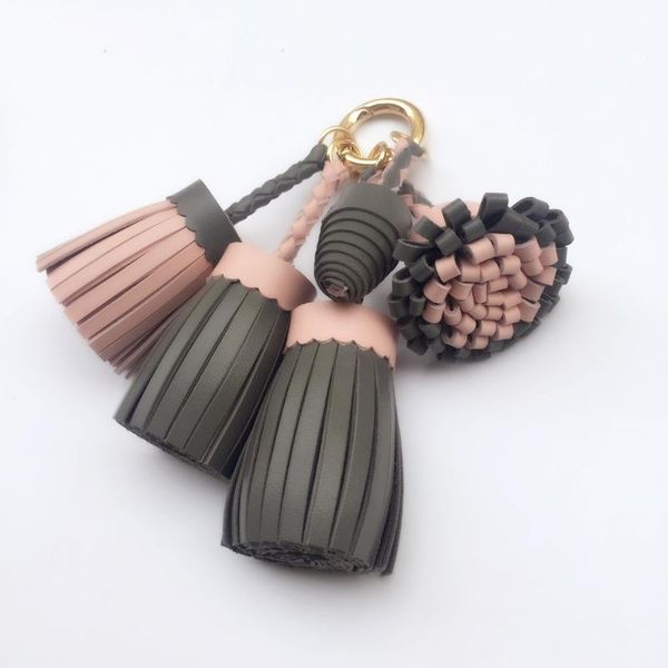 keychains luxury real leather tassel handbag keyring bag charms backpack jewelry accessories ornamet girl gift women diy keychain llavero, Silver
keychains luxury real leather tassel handbag keyring bag charms backpack jewelry accessories ornamet girl gift women diy keychain llavero, Silver