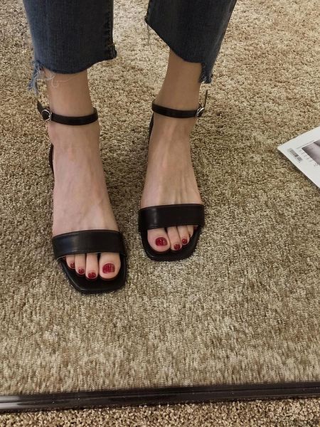 dress shoes women's high-heeled sandals in spring open toe word roman mid heel, Black
dress shoes women's high-heeled sandals in spring open toe word roman mid heel, Black