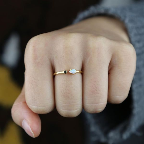 wedding rings arrived drop minimalist gold color tear gem opal open women knuckle fashion elegant gift jewelry, Slivery;golden
wedding rings arrived drop minimalist gold color tear gem opal open women knuckle fashion elegant gift jewelry, Slivery;golden