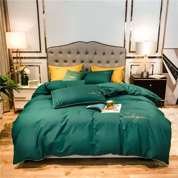 bedding sets 2021 four-piece simple cotton double household bed sheet quilt cover embroidered twill comfortable green color
bedding sets 2021 four-piece simple cotton double household bed sheet quilt cover embroidered twill comfortable green color