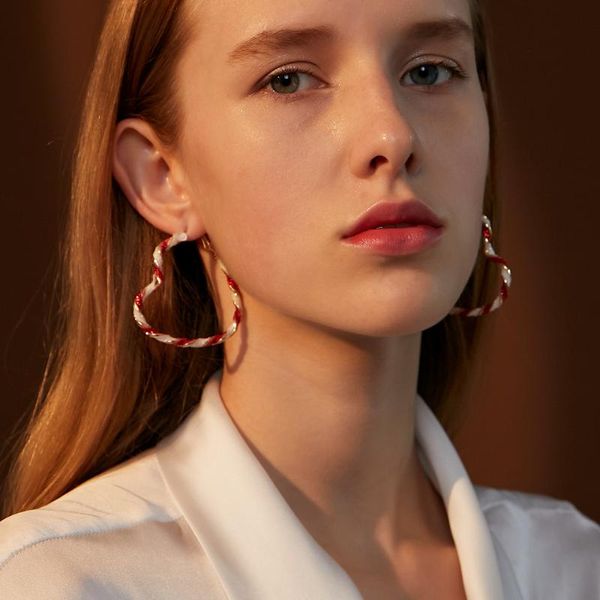 hoop & huggie fashion exaggerated contrast color heart earrings romantic simple twist jewelry accessories travel party wedding gift trend, Golden;silver
hoop & huggie fashion exaggerated contrast color heart earrings romantic simple twist jewelry accessories travel party wedding gift trend, Golden;silver