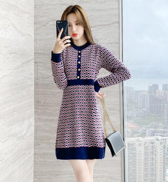 casual dresses women plaid knitted mini spring dress 2021 elegant korean o neck single breasted ladies femme vestidos, Black;gray
casual dresses women plaid knitted mini spring dress 2021 elegant korean o neck single breasted ladies femme vestidos, Black;gray