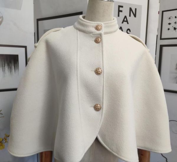 women's wool & blends fashionable autumn and winter epaulet design short woollen cape coat 6vx9, Black
women's wool & blends fashionable autumn and winter epaulet design short woollen cape coat 6vx9, Black