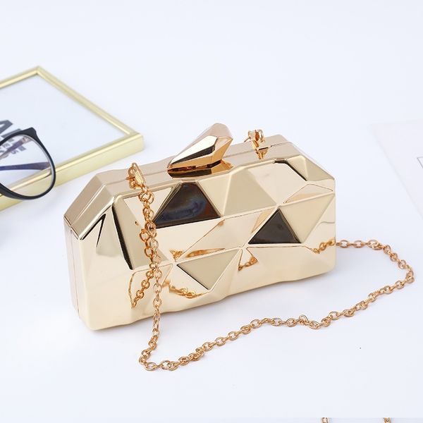 evening bag 2021 water cube chain iron box banquet women's sequin hand holding fashion
evening bag 2021 water cube chain iron box banquet women's sequin hand holding fashion