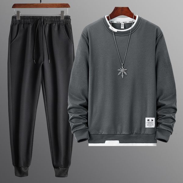 round collar sweater trend men's solid color handsome one loose casual suit in autumn and winter, Black
round collar sweater trend men's solid color handsome one loose casual suit in autumn and winter, Black