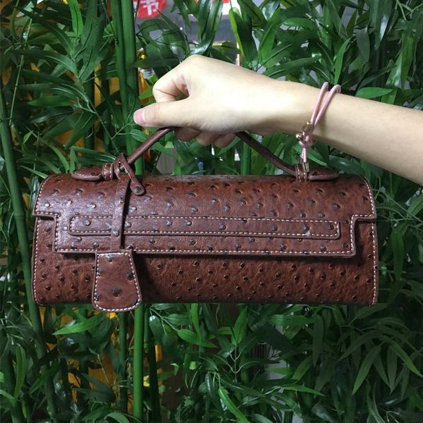 shoulder bags 2021 luxury designer ostrich women handbag ladies tote bag fashion good quality female messenger snake pattern
shoulder bags 2021 luxury designer ostrich women handbag ladies tote bag fashion good quality female messenger snake pattern