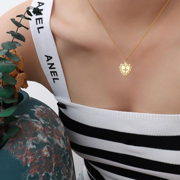 chains titanium steel love heart relief cross pendant necklace for women choker chain boho necklaces collar mujer colgantes, Silver
chains titanium steel love heart relief cross pendant necklace for women choker chain boho necklaces collar mujer colgantes, Silver