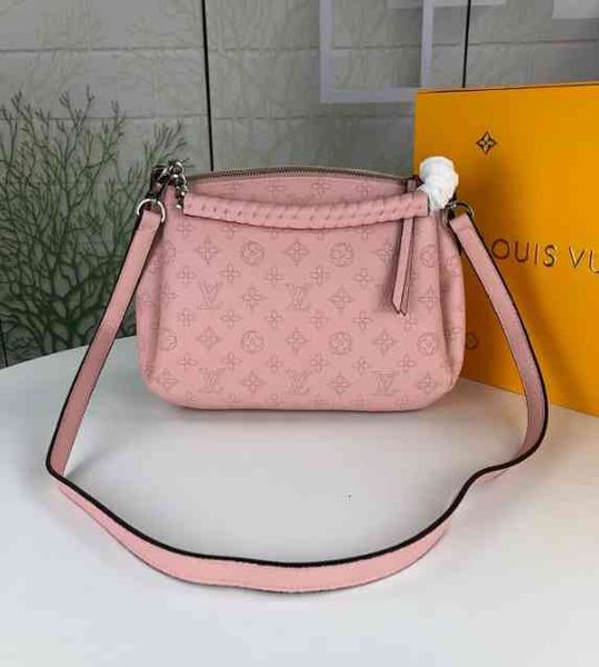 evening m50068 hollow leather women's handbags iconic brand handles shoulder bags totes cross body bag clutches designer luxury
evening m50068 hollow leather women's handbags iconic brand handles shoulder bags totes cross body bag clutches designer luxury