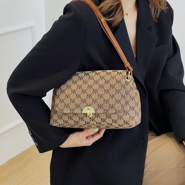 evening bags printed lock bag women's 2021 autumn winter armpit trend personalized single shoulder messenger
evening bags printed lock bag women's 2021 autumn winter armpit trend personalized single shoulder messenger