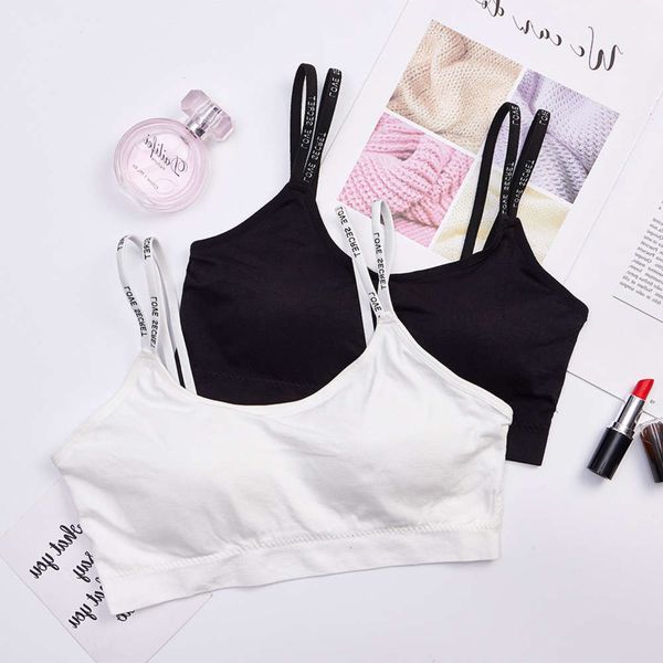 lingerie girl seamless cross beautiful back english with sling breast wrapping double shoulder waistcoat girl's underpants, Black;pink
lingerie girl seamless cross beautiful back english with sling breast wrapping double shoulder waistcoat girl's underpants, Black;pink