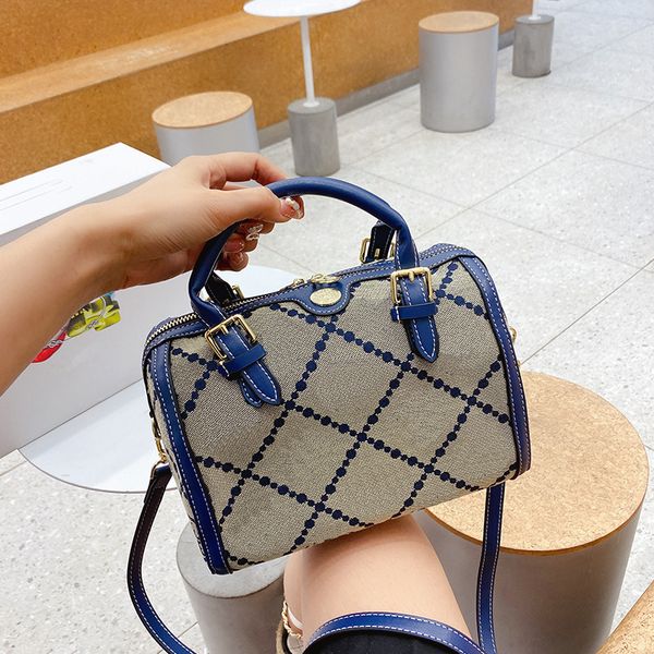 factory direct sale 75% off female 2021 new single shoulder texture foreign style messenger portable boston pillow bags
factory direct sale 75% off female 2021 new single shoulder texture foreign style messenger portable boston pillow bags