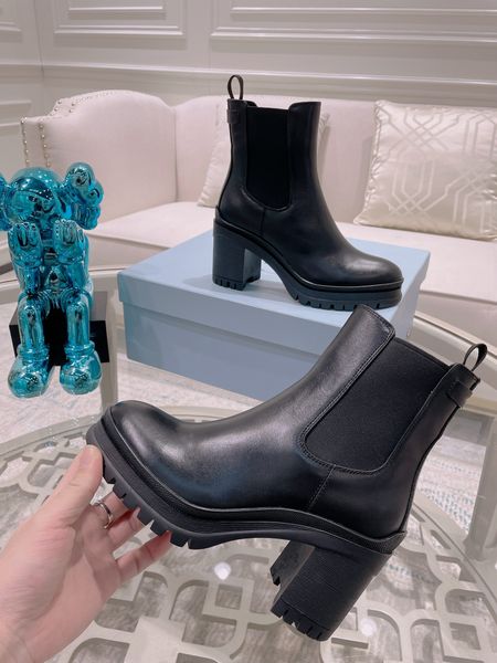 women major ankle boots fashion lace up platform leather martin boot r ladies letter print winter booties shoes 202, Black
women major ankle boots fashion lace up platform leather martin boot r ladies letter print winter booties shoes 202, Black