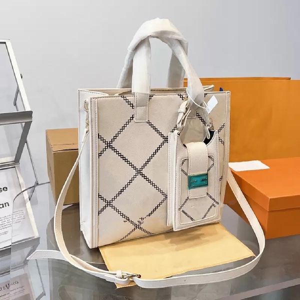2-piece luxury handbags shopping bags designer women totes crossbody shoulder bag couple flowers fashion mini purses handbag embroidered thr
2-piece luxury handbags shopping bags designer women totes crossbody shoulder bag couple flowers fashion mini purses handbag embroidered thr