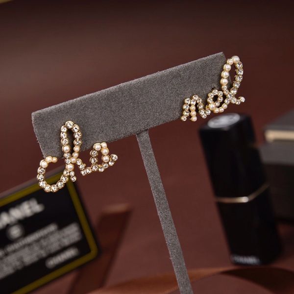 special offer 70% off luxury jewelry family's new pearl small female gold letters, high-grade fashion, versatile earrings, luxurious te, Golden
special offer 70% off luxury jewelry family's new pearl small female gold letters, high-grade fashion, versatile earrings, luxurious te, Golden