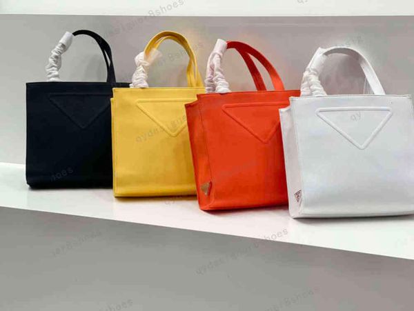 women's four-color portable messenger bags for women handbag designer tote
women's four-color portable messenger bags for women handbag designer tote