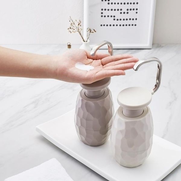 liquid soap dispenser hand sanitizer bottle press type disinfectant shampoo storage 400ml lotion portable bathroom supplies
liquid soap dispenser hand sanitizer bottle press type disinfectant shampoo storage 400ml lotion portable bathroom supplies