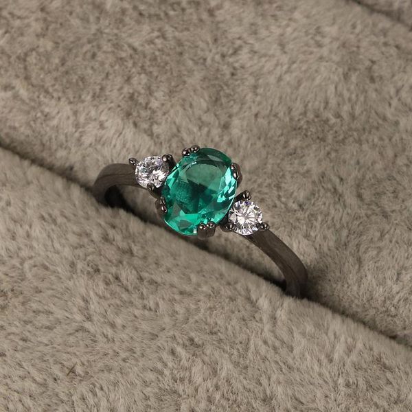 cluster rings 2021 s925 sterling silver gun-plated black ring luxury banquet fashion jewelry inlaid emerald diamond female wedding, Golden;silver
cluster rings 2021 s925 sterling silver gun-plated black ring luxury banquet fashion jewelry inlaid emerald diamond female wedding, Golden;silver