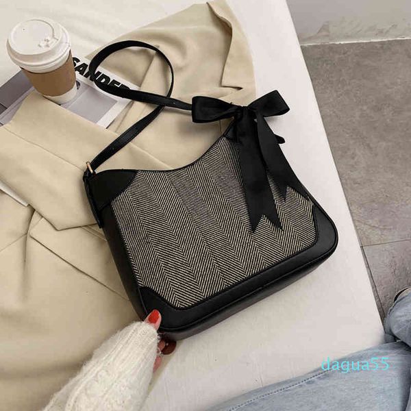 2020 winter new shoulder bag oxford cloth messenger fashion casual lady daily travel female silk scarf c0508
2020 winter new shoulder bag oxford cloth messenger fashion casual lady daily travel female silk scarf c0508