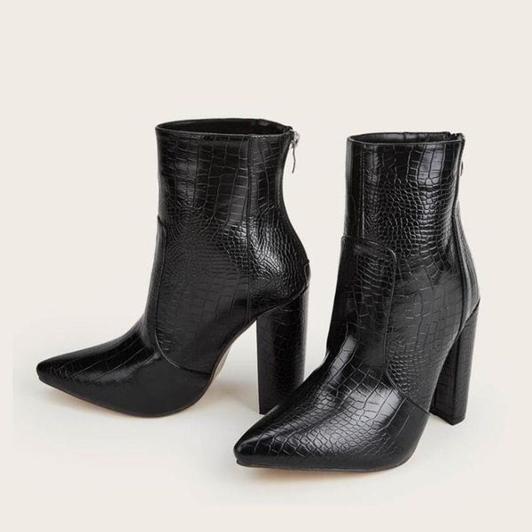 crocodile pattern pointed toe ultra-high thick-heeled fashion boots stone large size short women 2021, Black
crocodile pattern pointed toe ultra-high thick-heeled fashion boots stone large size short women 2021, Black