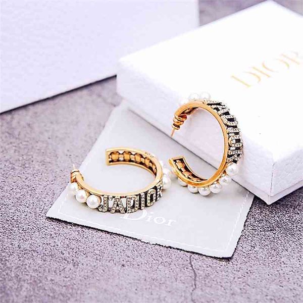 aaa designer jewelry letter pearl 925 silver needle fashion earrings girl gb25, Golden
aaa designer jewelry letter pearl 925 silver needle fashion earrings girl gb25, Golden
