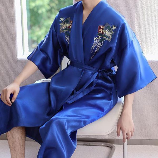 men's sleepwear satin v-neck men oversized robe gown lingerie embroidery flower loungewear nightwear summer kimono bathrobe, Black;brown
men's sleepwear satin v-neck men oversized robe gown lingerie embroidery flower loungewear nightwear summer kimono bathrobe, Black;brown