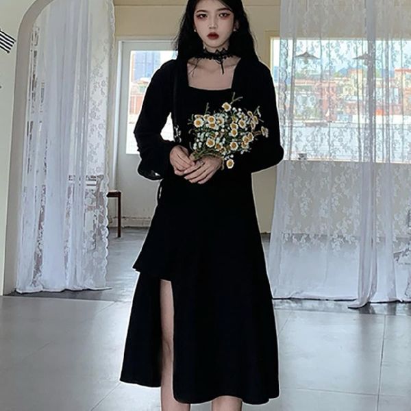 korea clothing gothic dress women 2021 autumn elegant vintage black fashion lace-up ruffles a-line long sleeve party casual dresses, Black;gray
korea clothing gothic dress women 2021 autumn elegant vintage black fashion lace-up ruffles a-line long sleeve party casual dresses, Black;gray