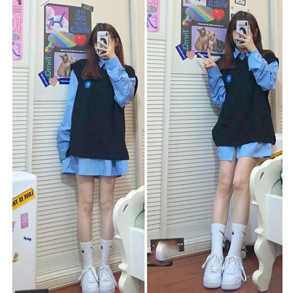 spring autumn version of folding age reducing wear loose embroidery knitted vest women's, White
spring autumn version of folding age reducing wear loose embroidery knitted vest women's, White