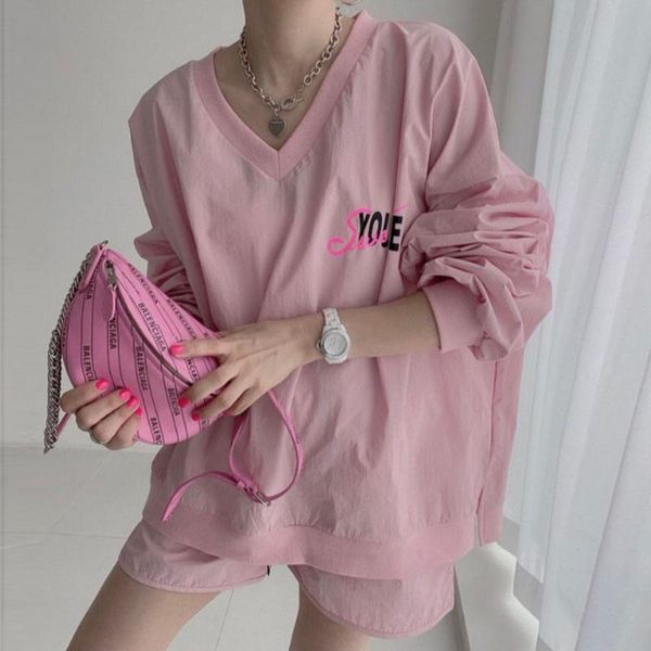 women's tracksuits 2021 v-neck front and back letter printing loose + high-waist lace-up casual pants sports 2-piece suit, Gray
women's tracksuits 2021 v-neck front and back letter printing loose + high-waist lace-up casual pants sports 2-piece suit, Gray