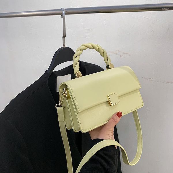 evening bags textured fashion handbag 2021 designer handbags portable small square bag women's shoulder messenger1
evening bags textured fashion handbag 2021 designer handbags portable small square bag women's shoulder messenger1