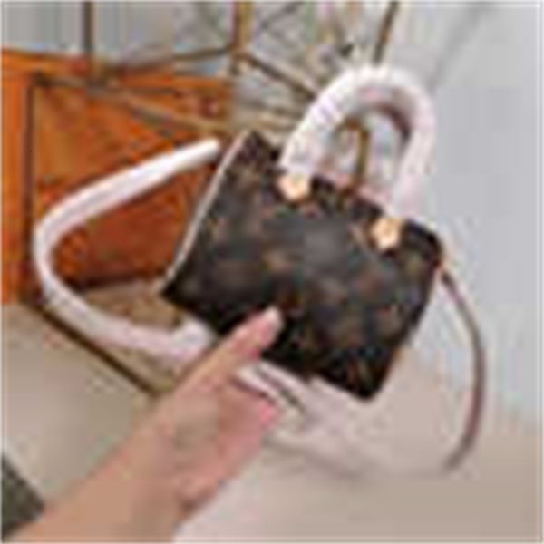 body brand designer luxury urban original single m61252 ladies handbag boston cross bag handbags iconic handles shoulder bags totes bag
body brand designer luxury urban original single m61252 ladies handbag boston cross bag handbags iconic handles shoulder bags totes bag
