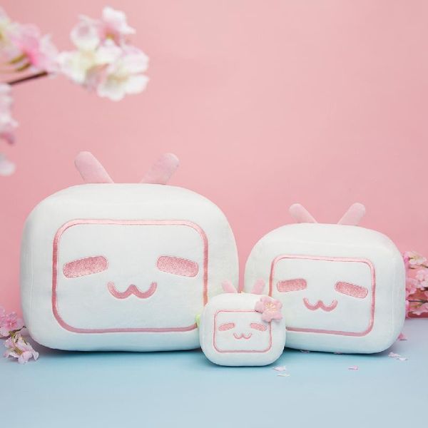 keychains anime small tv throw pillow plush toy doll cushion second animation peripherals, Silver
keychains anime small tv throw pillow plush toy doll cushion second animation peripherals, Silver