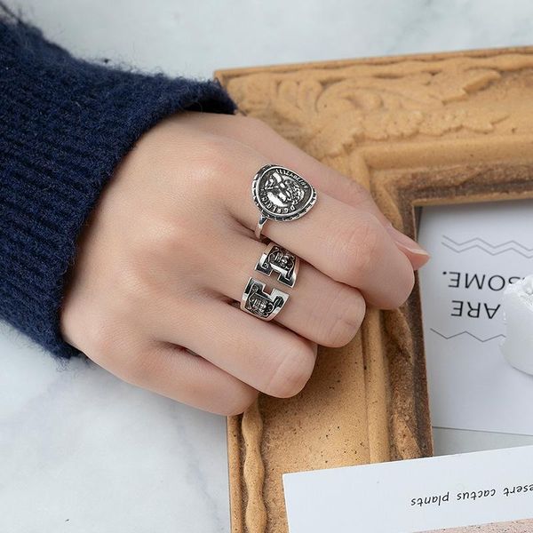 cluster rings queen ins fashion cross personality cold wind index finger ring retro girl jewelry wholesale yt030, Golden;silver
cluster rings queen ins fashion cross personality cold wind index finger ring retro girl jewelry wholesale yt030, Golden;silver