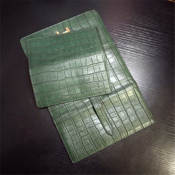 factory outlet women handbag retro leather wallet simple two-piece embossed womens wallets elegant atmosphere with folding solid color leath, Red;black
factory outlet women handbag retro leather wallet simple two-piece embossed womens wallets elegant atmosphere with folding solid color leath, Red;black