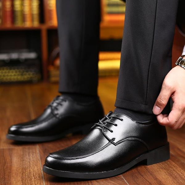 classic business men's dress shoes fashion elegant formal wedding men slip on office oxford for black
classic business men's dress shoes fashion elegant formal wedding men slip on office oxford for black
