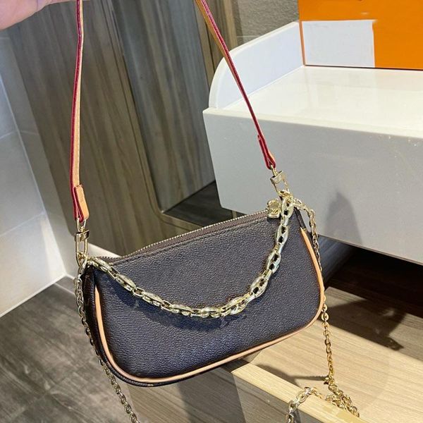 crossbar crescent bag chain package lady purse middle old flowers letter genuine leather canvas interior zipper 89665, Black;red
crossbar crescent bag chain package lady purse middle old flowers letter genuine leather canvas interior zipper 89665, Black;red