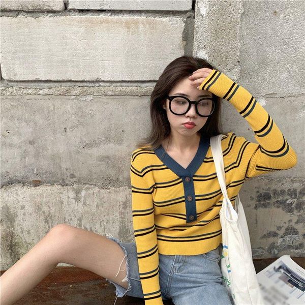 women's sweaters autumn and winter v-neck striped short long-sleeved sweater slim button knit pullovers, White;black
women's sweaters autumn and winter v-neck striped short long-sleeved sweater slim button knit pullovers, White;black