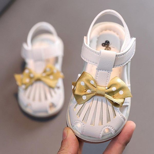 first walkers 0-3 years old summer 2021 female baby sandals baotou flat-bottomed princess shoes soft-soled toddler
first walkers 0-3 years old summer 2021 female baby sandals baotou flat-bottomed princess shoes soft-soled toddler