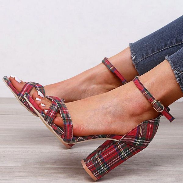 summer women's big size 35-43 shoes color matching brand thick heel word buckle open toe sandals b62-68 jy, Black
summer women's big size 35-43 shoes color matching brand thick heel word buckle open toe sandals b62-68 jy, Black