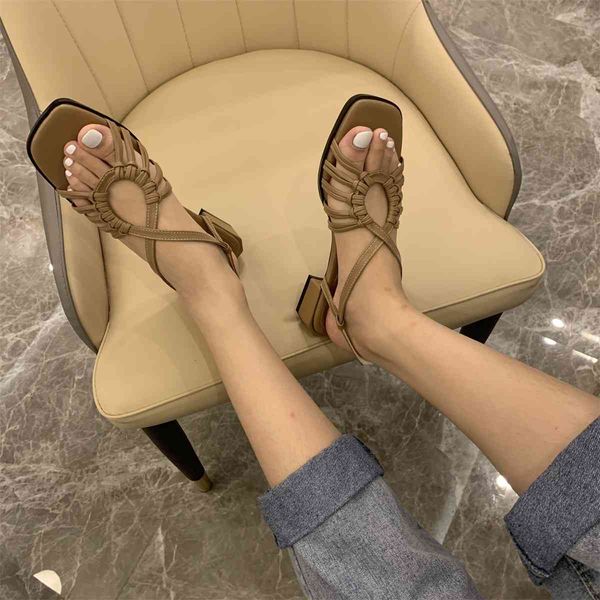 fashion women sandals open toe roman style back buckle strap hollow summer thick mid heeled casual sandals dress shoes brown 210513, Black
fashion women sandals open toe roman style back buckle strap hollow summer thick mid heeled casual sandals dress shoes brown 210513, Black