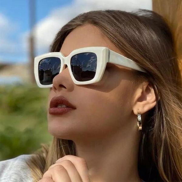 sunglasses retro black white oversized square women luxury designer celebrity sun glasses gradient goggles lunette soleil uv400, White;black
sunglasses retro black white oversized square women luxury designer celebrity sun glasses gradient goggles lunette soleil uv400, White;black