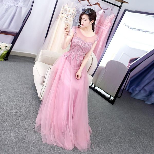 party dresses 2021 spring fashion women evening dress illusion o-neck a line prom appliques beading pink banquet, White;black
party dresses 2021 spring fashion women evening dress illusion o-neck a line prom appliques beading pink banquet, White;black