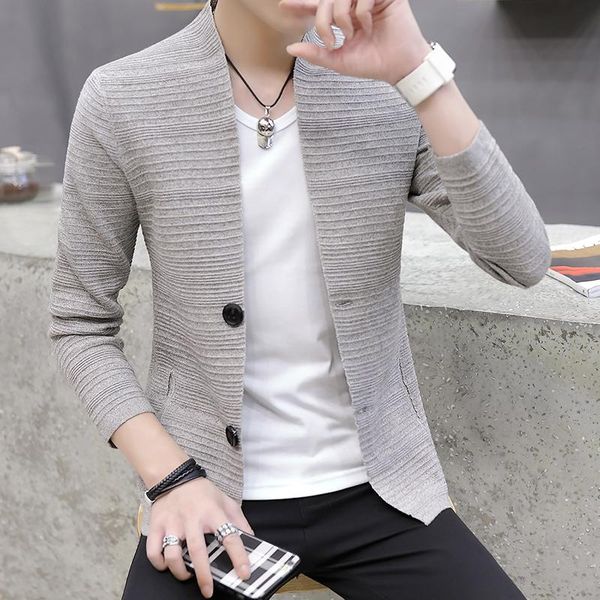 men's sweaters 2021 spring and autumn knitted cardigan v-neck wear lightweight fashion handsome casual sweater long sleeves, White;black
men's sweaters 2021 spring and autumn knitted cardigan v-neck wear lightweight fashion handsome casual sweater long sleeves, White;black