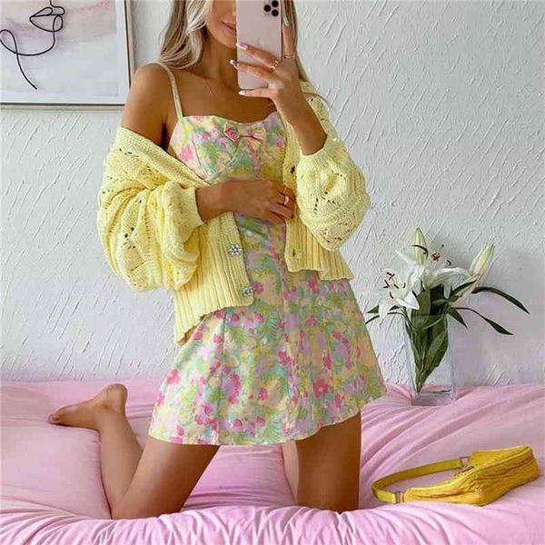 puwd sweet woman green print sling mini dress summer floral bow short es ladies backless beach 210522, Black;gray
puwd sweet woman green print sling mini dress summer floral bow short es ladies backless beach 210522, Black;gray