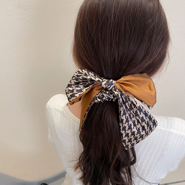 flannelette butterfly knot hair rope south designer east gate girl heart hair accessories fashion design sense of literature and art fan sen, Pink
flannelette butterfly knot hair rope south designer east gate girl heart hair accessories fashion design sense of literature and art fan sen, Pink