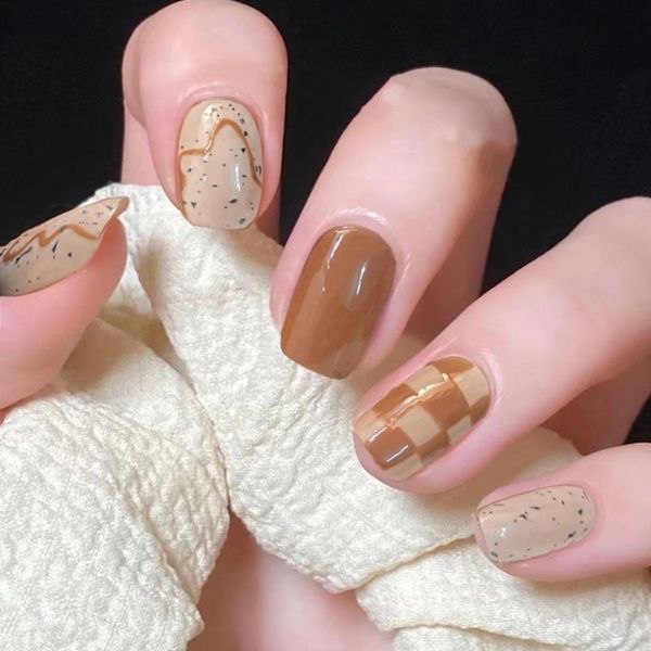 false nails 24pcs fake brown plaid nail patch sweet style glue type removable long paragraph manicure fully covered decoration, Red;gold
false nails 24pcs fake brown plaid nail patch sweet style glue type removable long paragraph manicure fully covered decoration, Red;gold